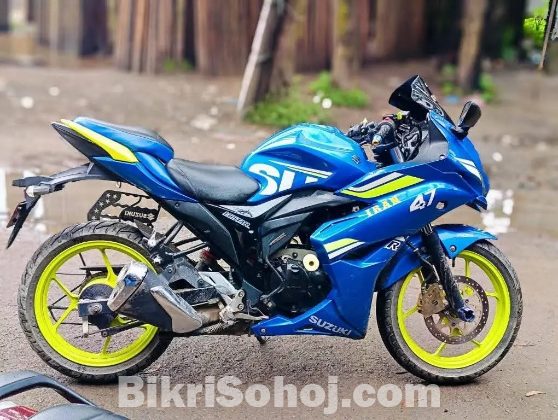 Suzuki Gixxer sf abs